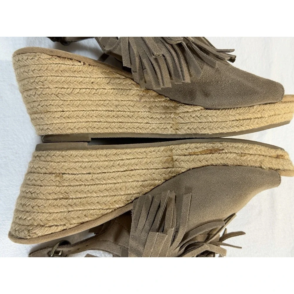 Minnetonka 9 Espadrille Wedge Tan Fringe Suede Leather Coastal‎ Cowgirl Western